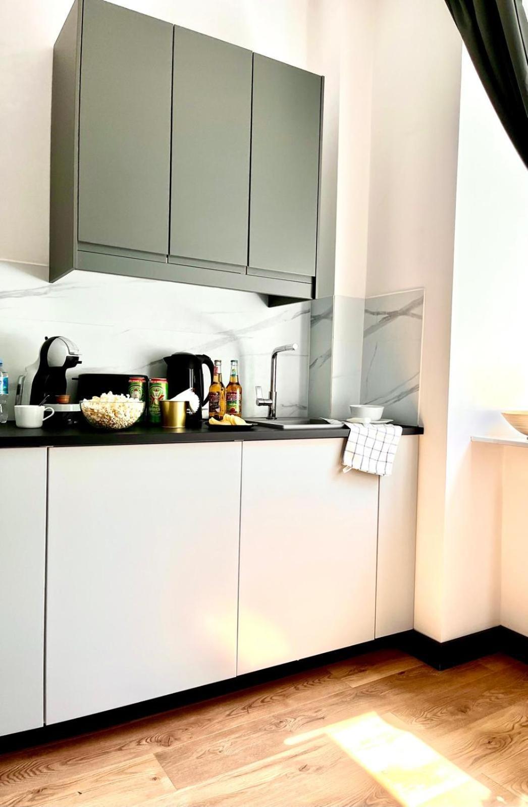 Amazing 1 Room Condo Warszawa Center, Sauna Bagian luar foto